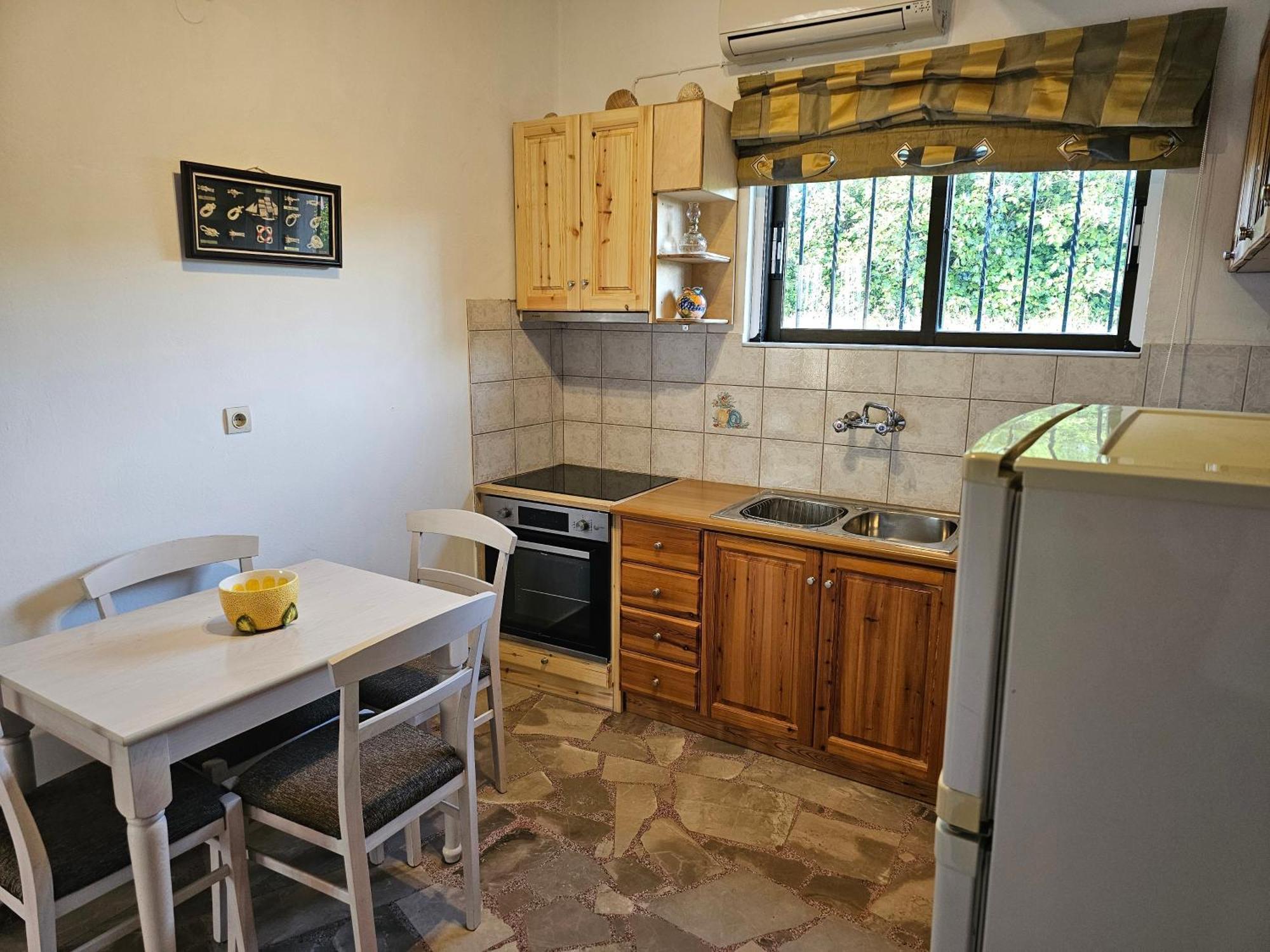 Country Side House Villa โคโรนิ ภายนอก รูปภาพ